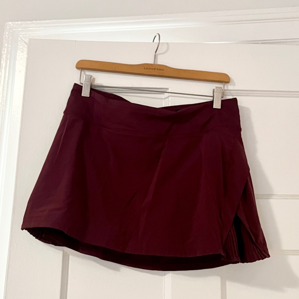 Lululemon Tennis Skirt ONY WORN ONCE - Size 8